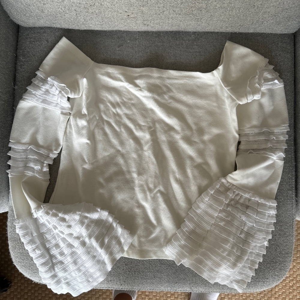 Alexis Off the shoulder top